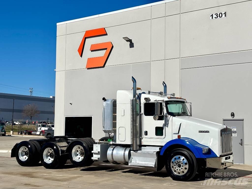 Kenworth T 800 Prime Movers