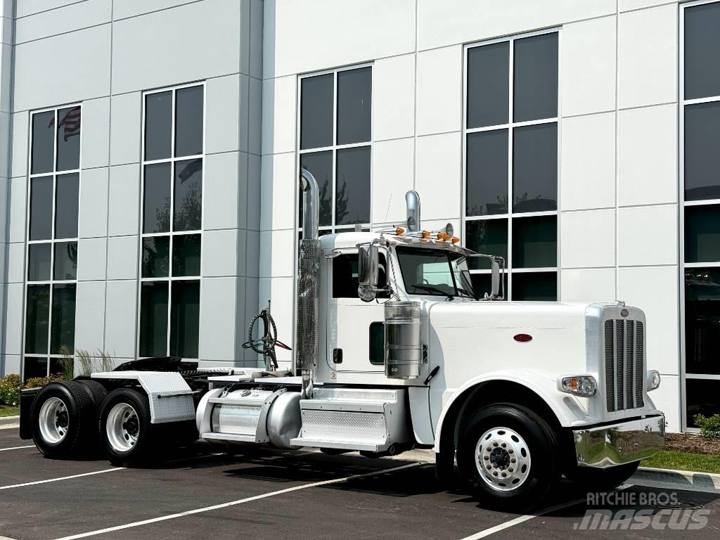 Peterbilt 389 Prime Movers