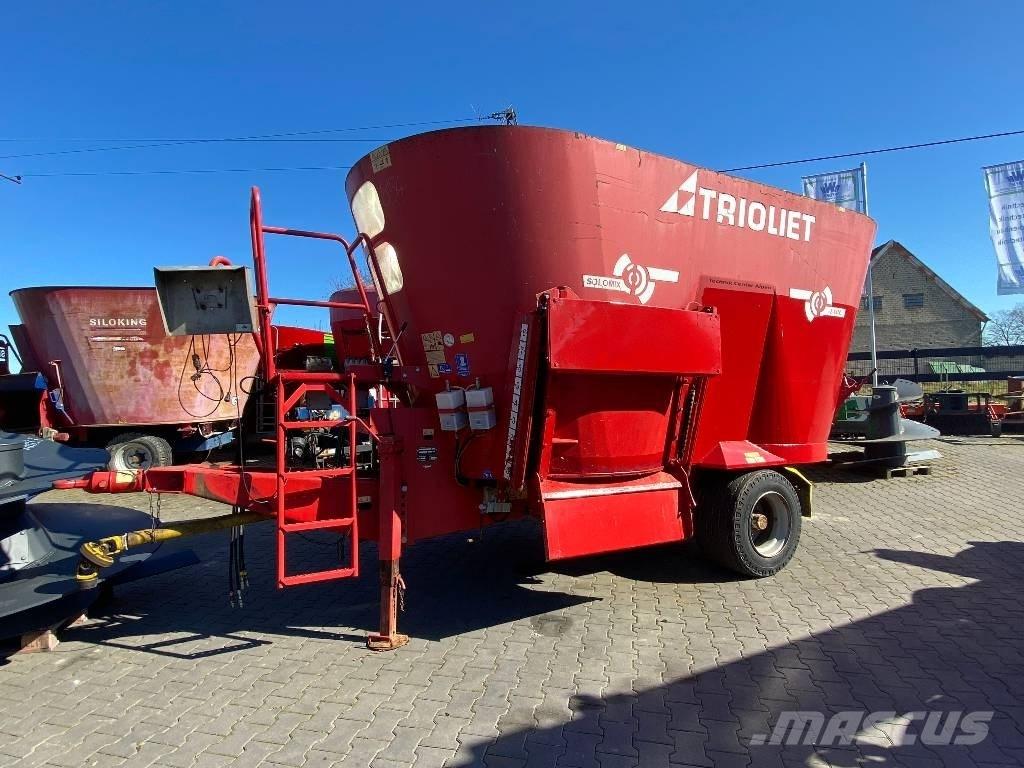 Trioliet SM-2-14-ZK Feed mixer