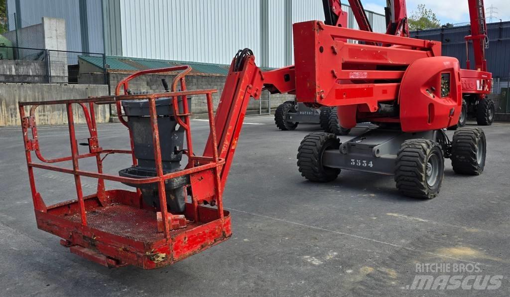 JLG 450 AJ II Articulated boom lifts