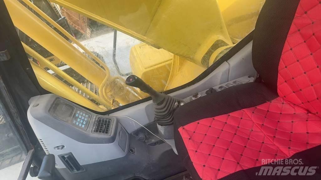 Komatsu PC 200 LC-7 Crawler excavators