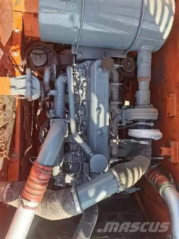 Doosan DX 225 Crawler excavators