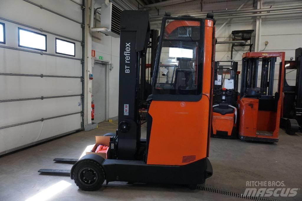 Toyota RRE160HR Reach truck