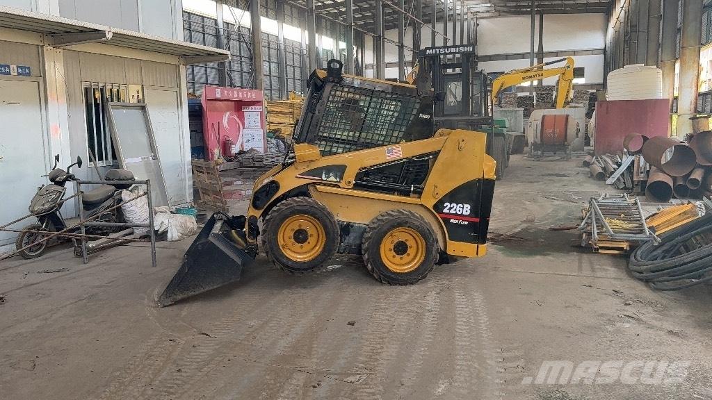CAT 226 B Skid steer loaders