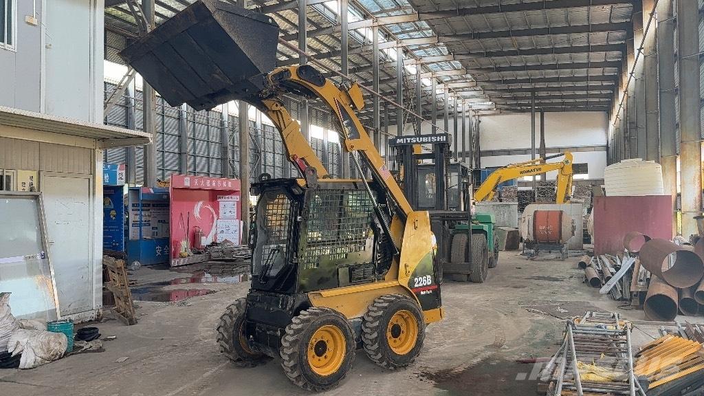 CAT 226 B Skid steer loaders