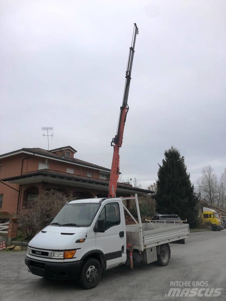 Iveco Daily 35-130 Box trucks