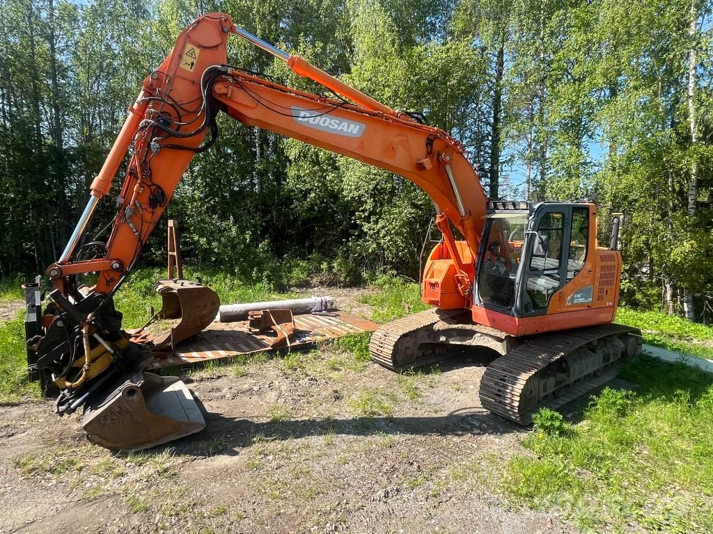 Doosan 235 LCR Crawler excavators