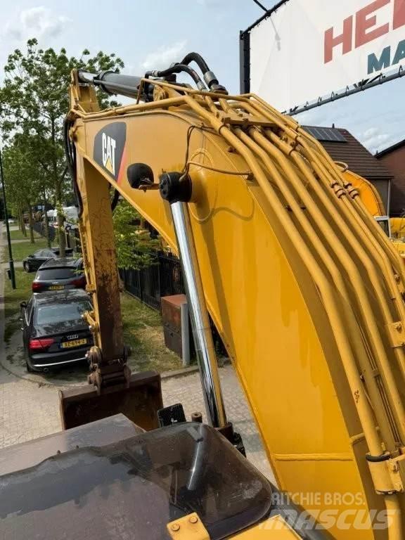 CAT 320DL Crawler excavators