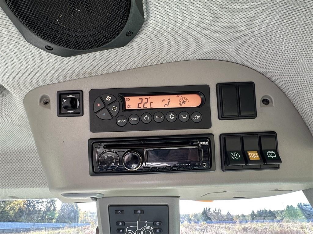 CLAAS Axion 840 Tractors