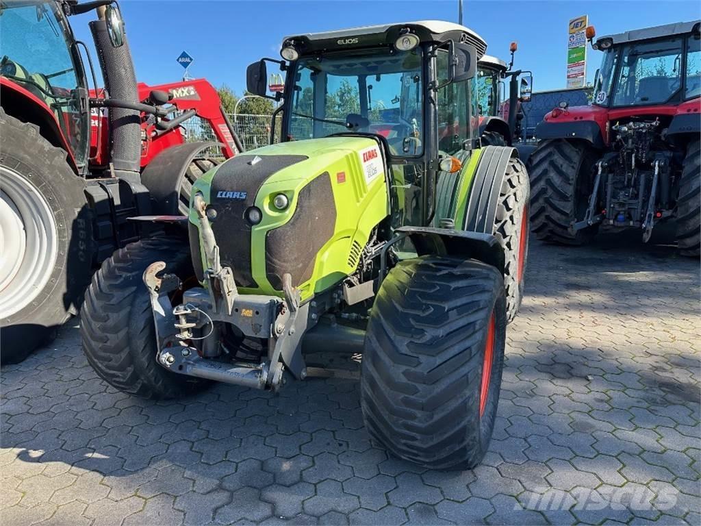 CLAAS Elios 220 Tractors