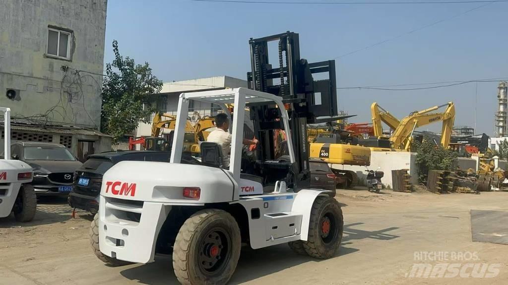 TCM FD 100 Z8 Telescopic handlers