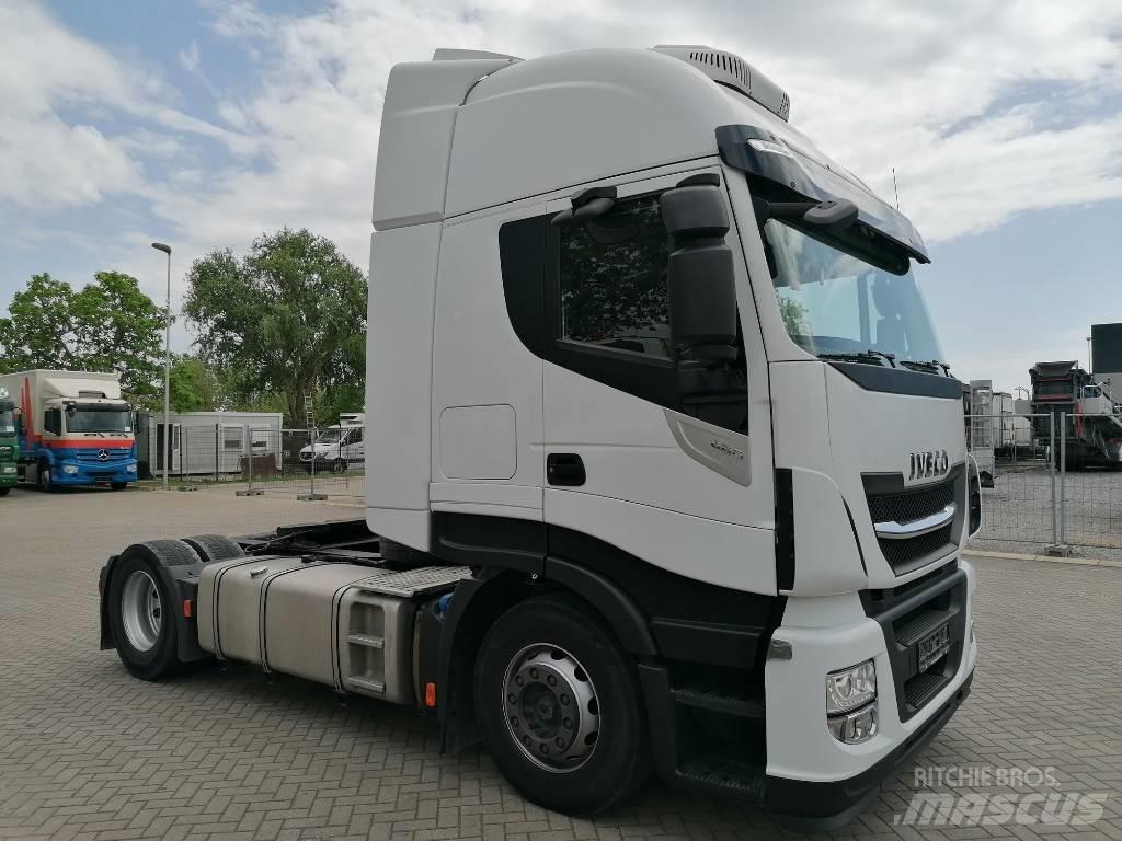 Iveco AS440ST/P Prime Movers