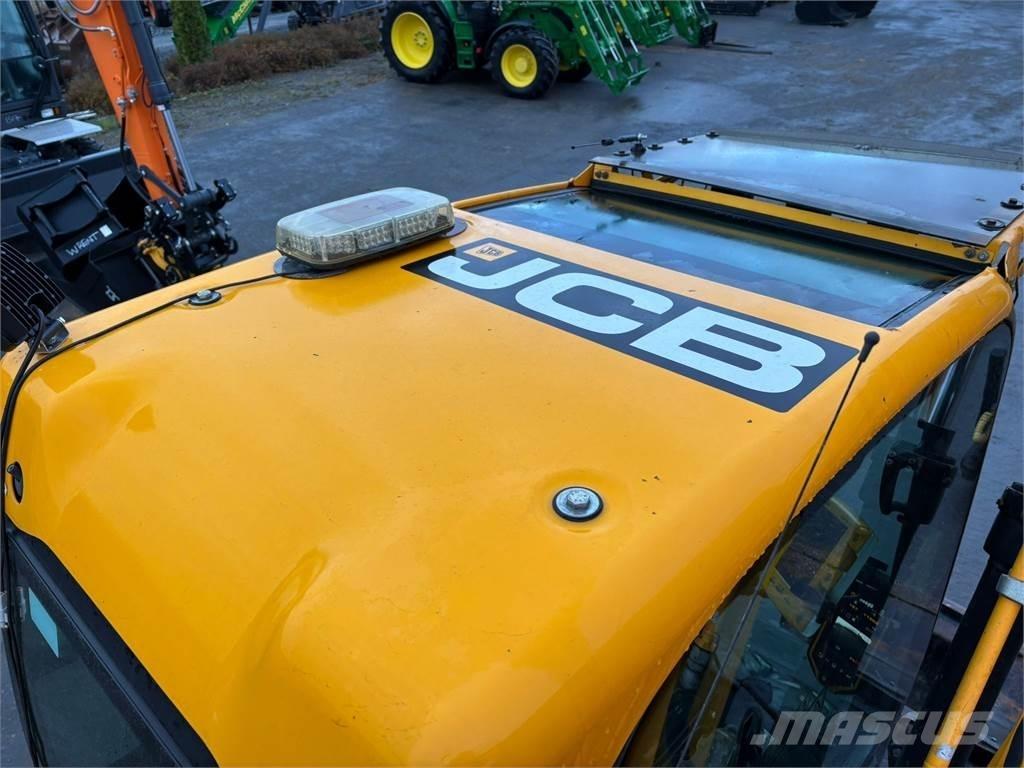 JCB JS145W T4i Wheeled excavators