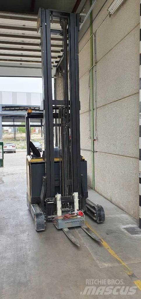 Yale MR14 Reach truck