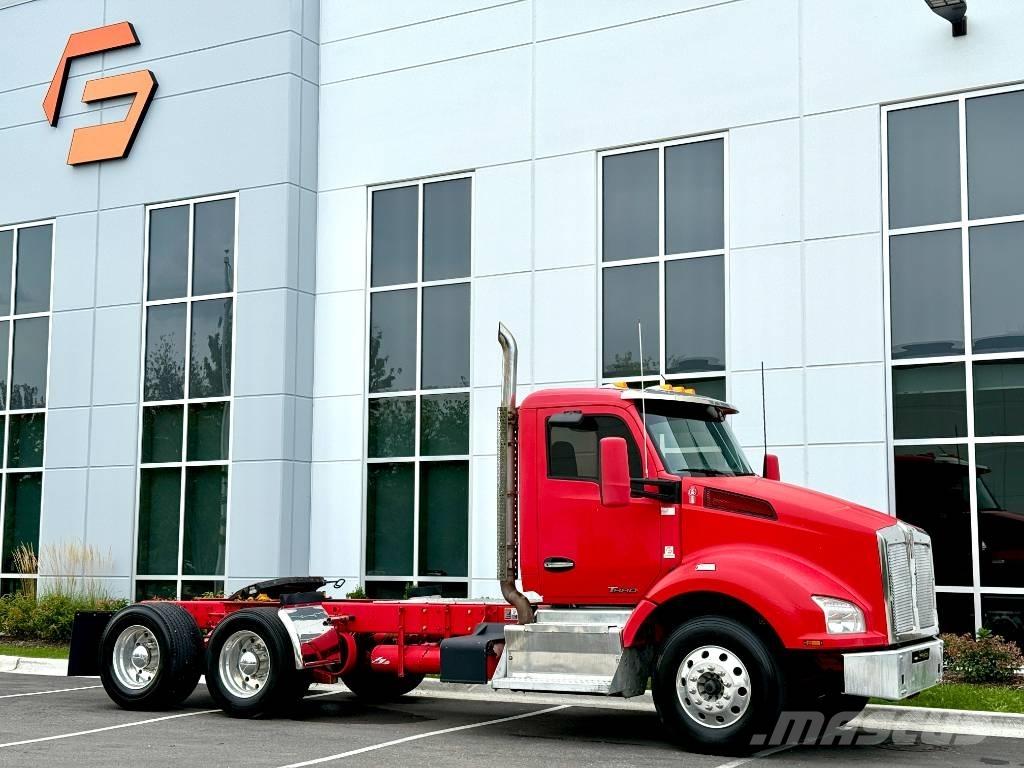 Kenworth T 880 Prime Movers