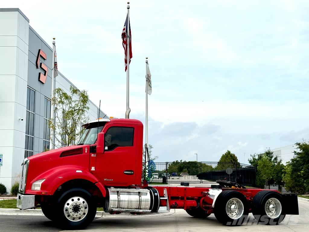 Kenworth T 880 Prime Movers