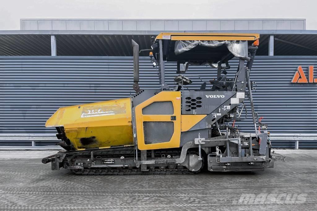 Volvo P7820C Asphalt pavers