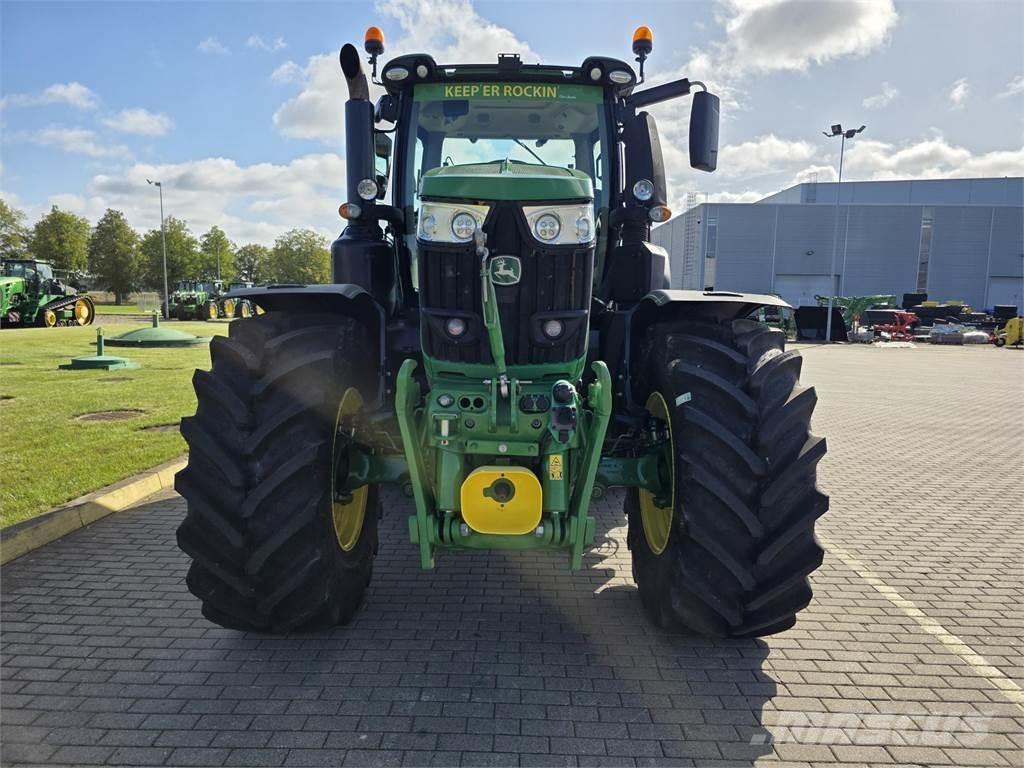 John Deere 6250R Tractors