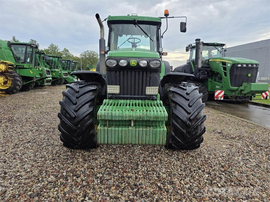 John Deere 8220 Tractors