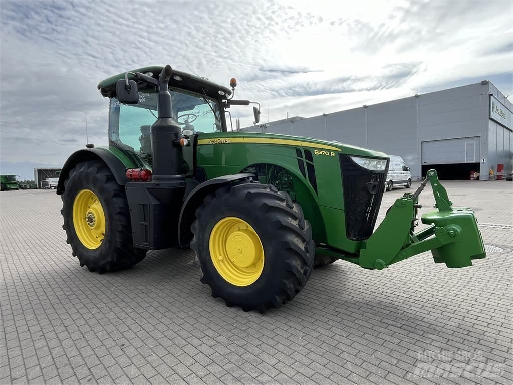 John Deere 8370R Tractors