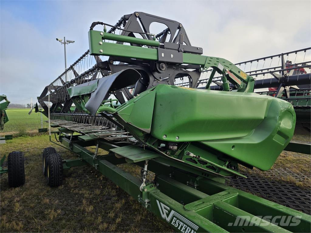 John Deere S670 Combine harvesters