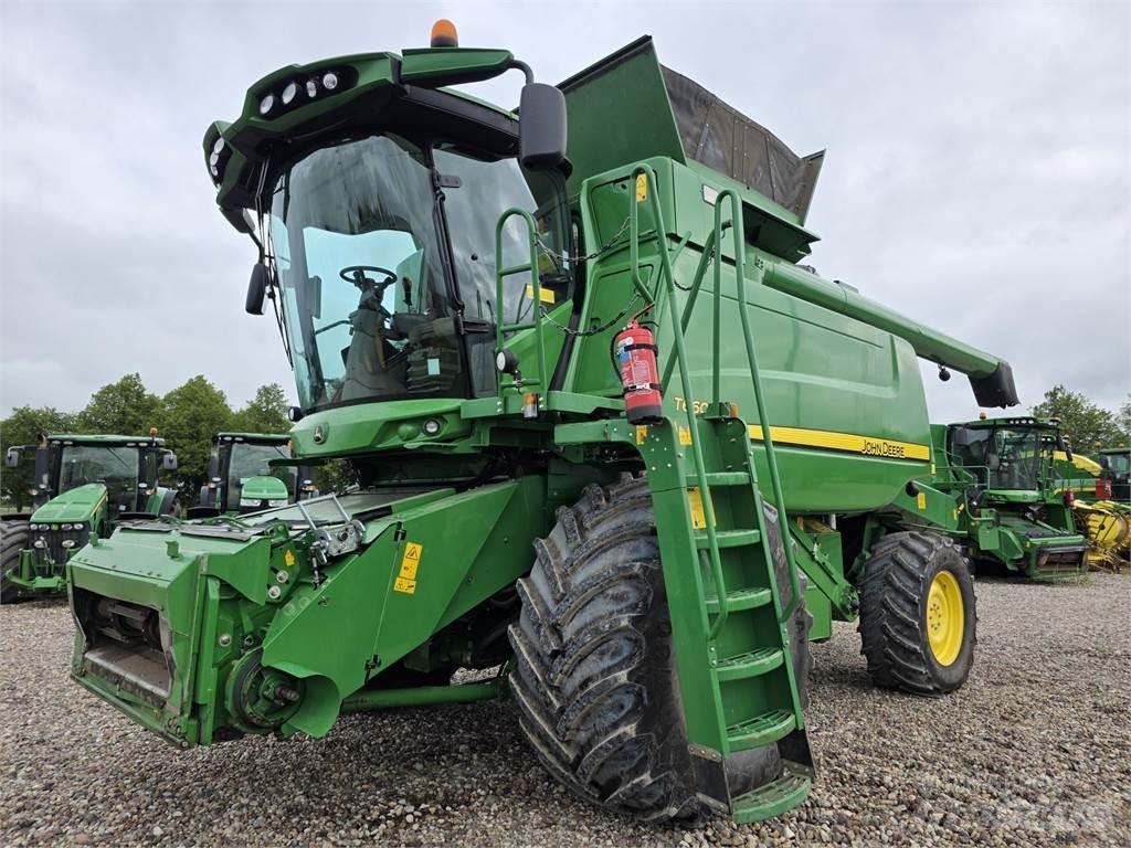 John Deere T660 Combine harvesters