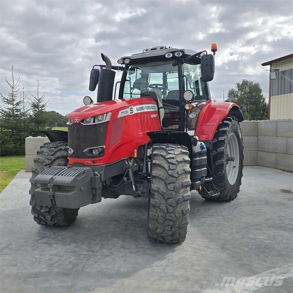 Massey Ferguson 7726 Tractors