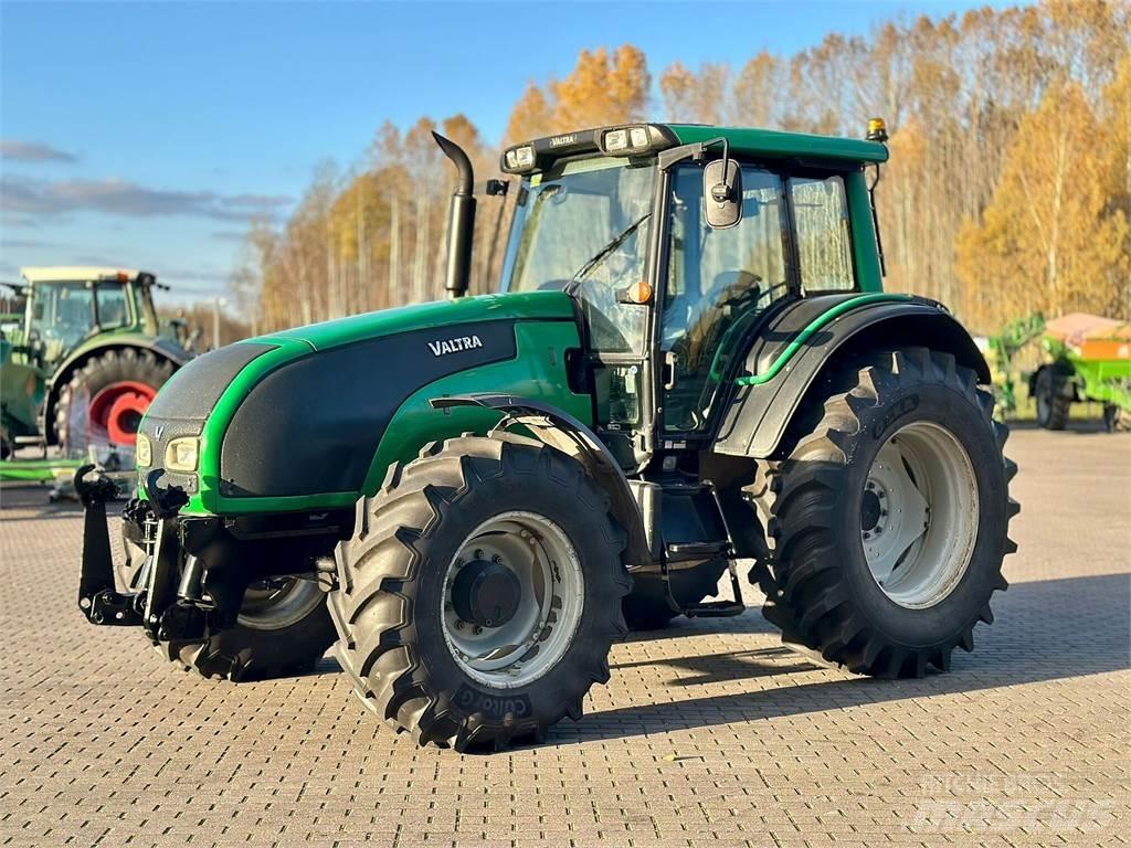 Valtra T171C Tractors