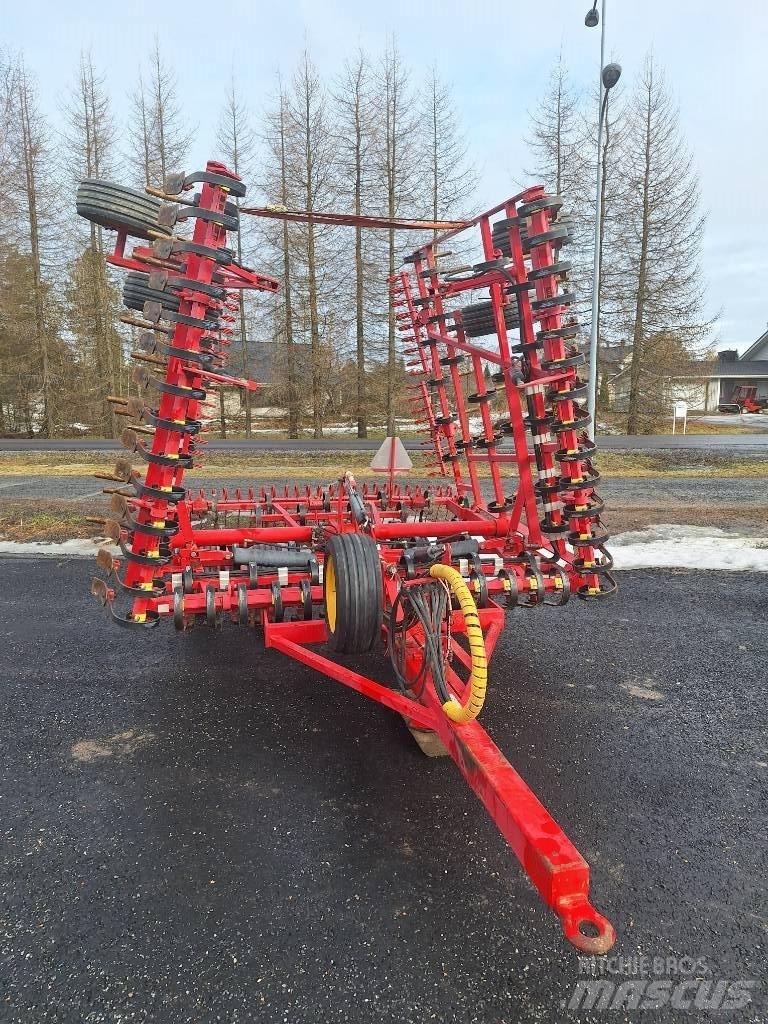 Väderstad NZE 700 Harrows