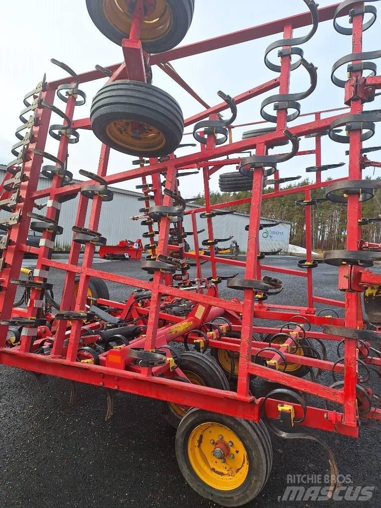 Väderstad NZE 700 Harrows