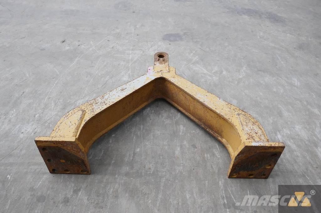 CAT D6 Drawbar Other components