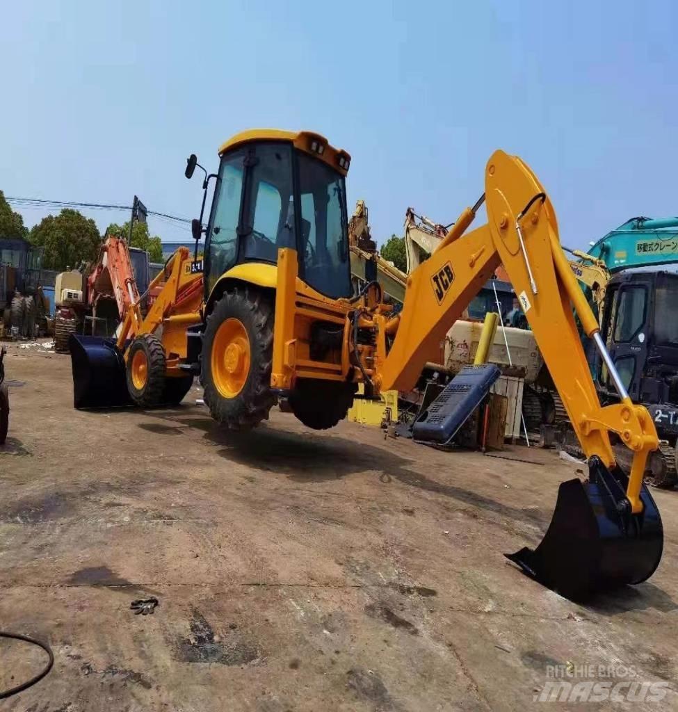 JCB 3 CX Backhoe