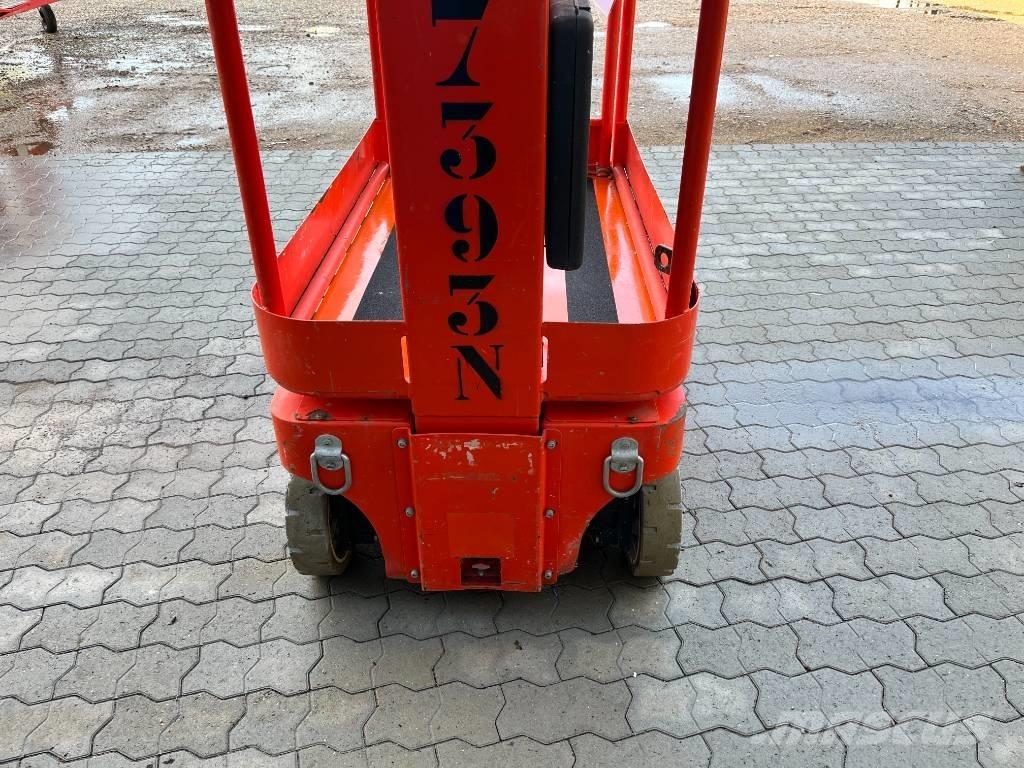 Snorkel TM 12 Used Personnel lifts and access elevators