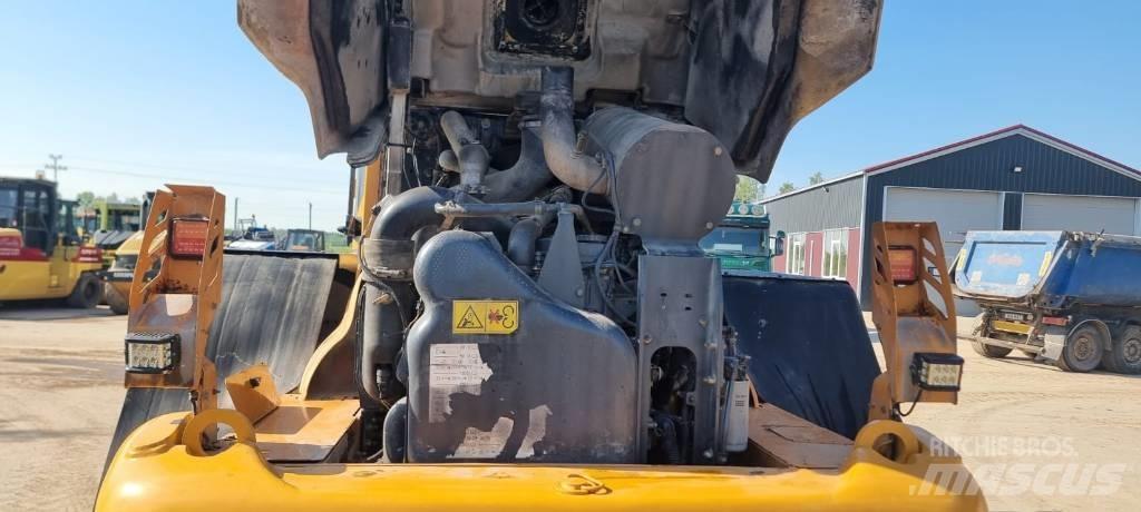 CASE 721 F Wheel loaders