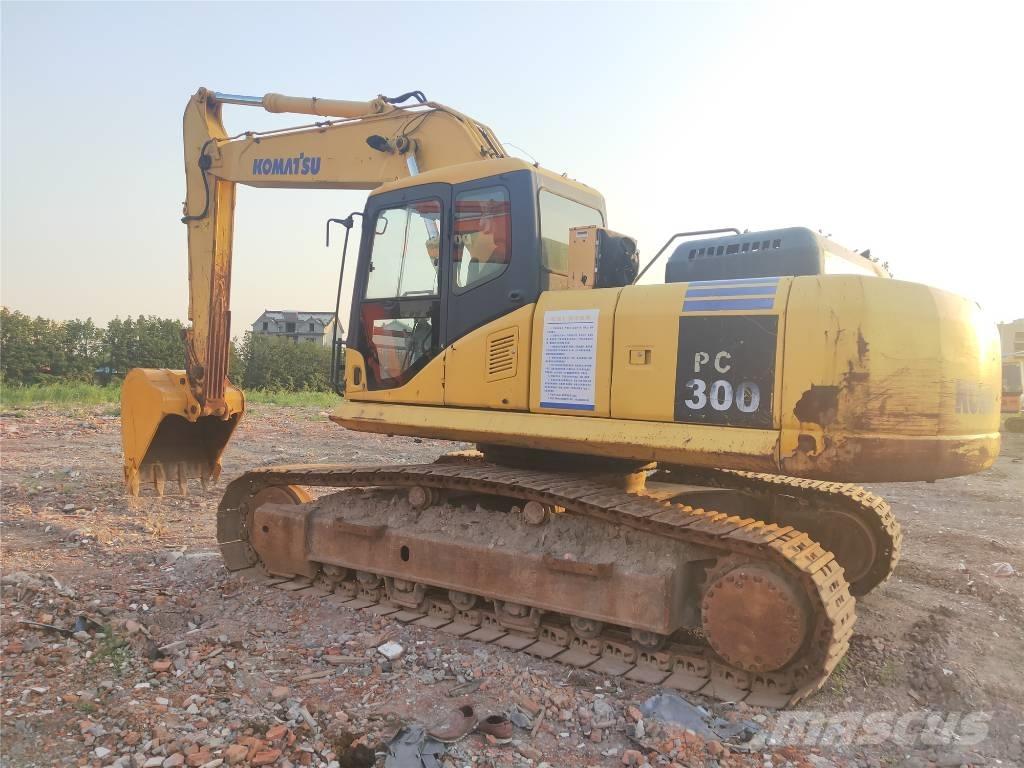 Komatsu PC 300-7 Crawler excavators
