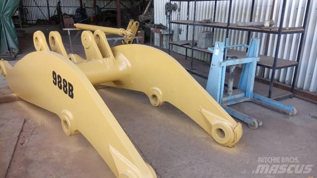 CAT 988 B Booms and arms