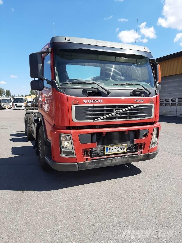 Volvo FM 9 Chassis Cab trucks