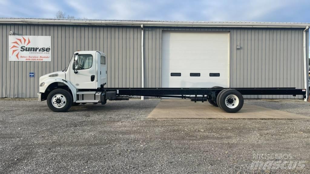 Freightliner M2 Chassis Cab trucks