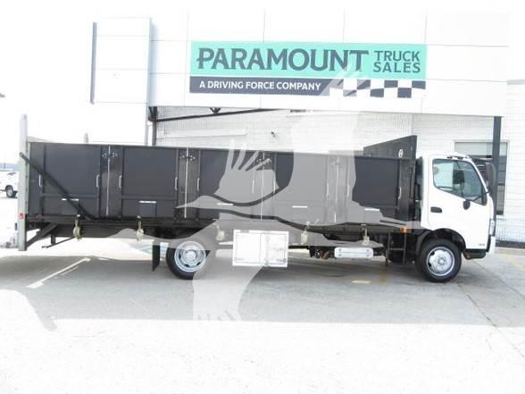 Hino 195 Flatbed / Dropside trucks
