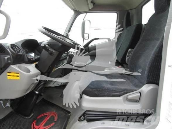 Hino 195 Other