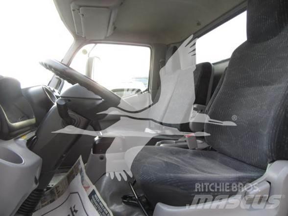 Hino 195 Other