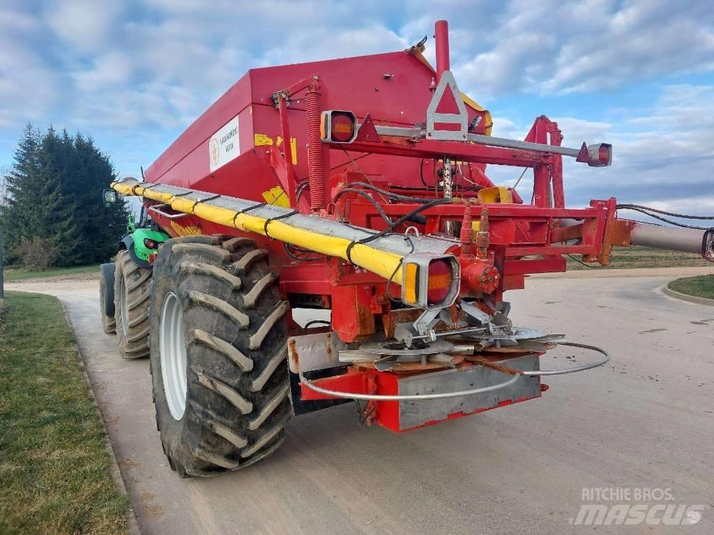Bredal K 105 Mineral spreaders