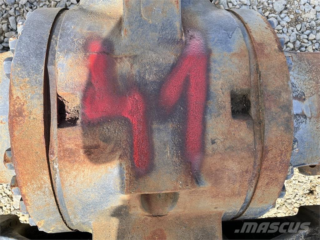 Komatsu 941.1 Transmission