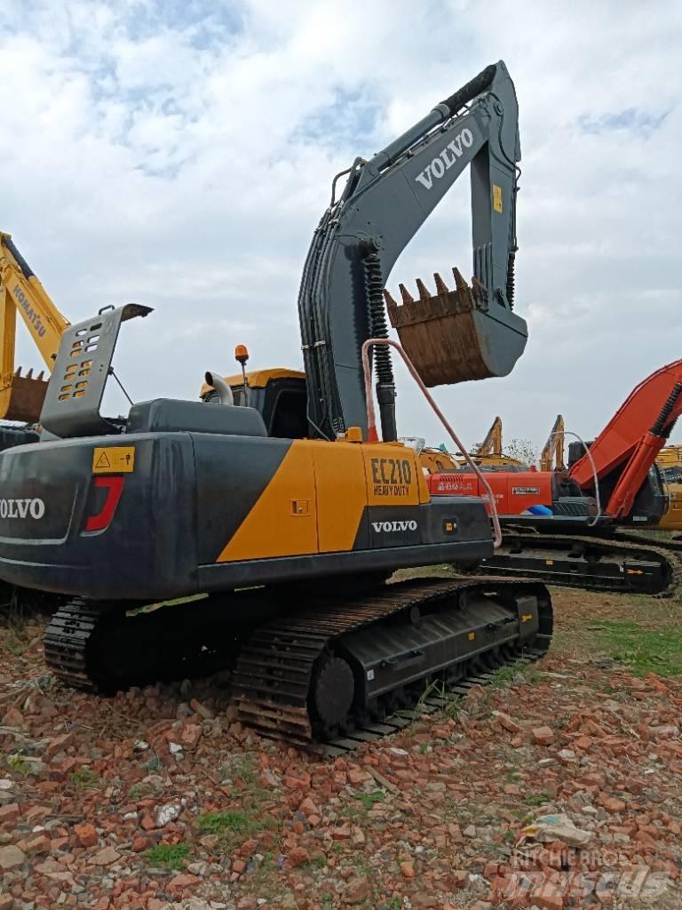Volvo EC 240 Crawler excavators