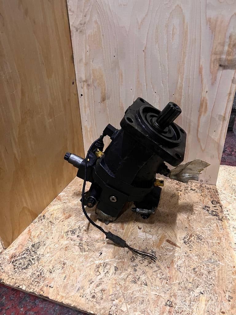 John Deere F070730 Hydraulics