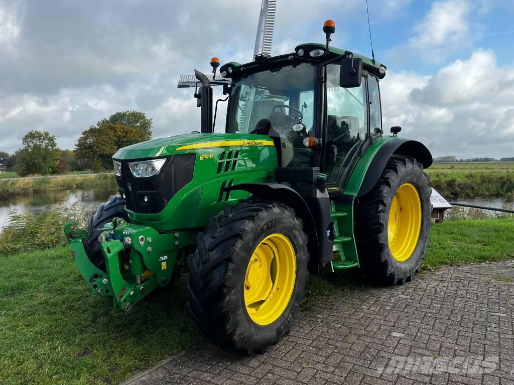 John Deere 6110 R Tractors