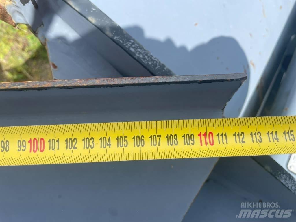 Tellefsdal U-4600 HK Snow blades and plows