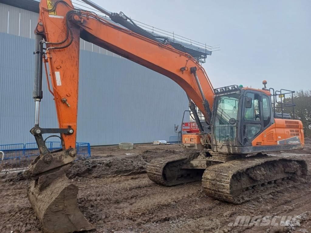 Doosan DX 225 LC-5 Crawler excavators