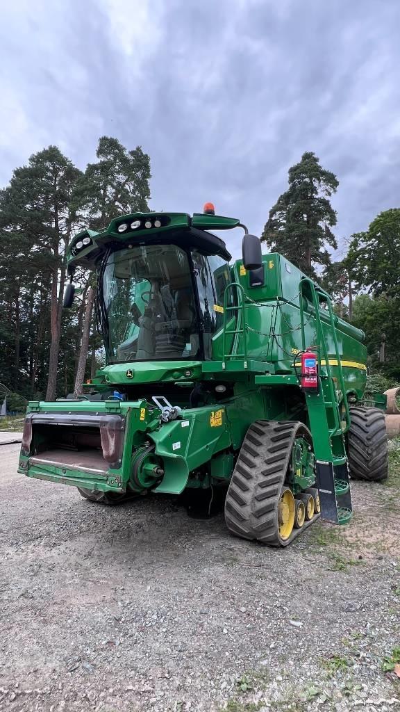 John Deere S 690 Combine harvesters