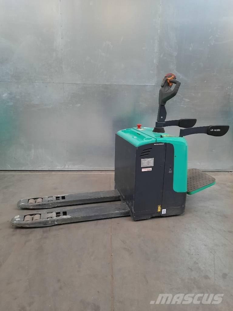 Mitsubishi PBV 20 QL Low lift with platform